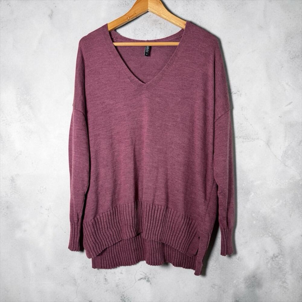 Eileen Fisher Women's 100% Extra Fine Merino Wool Sweater Size L V-Neck High-Low